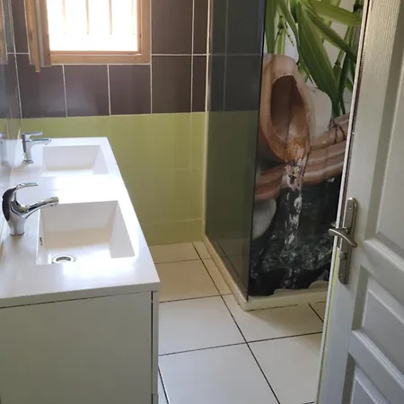 Avec Magnifique Point De Vue 230 M2 וילה